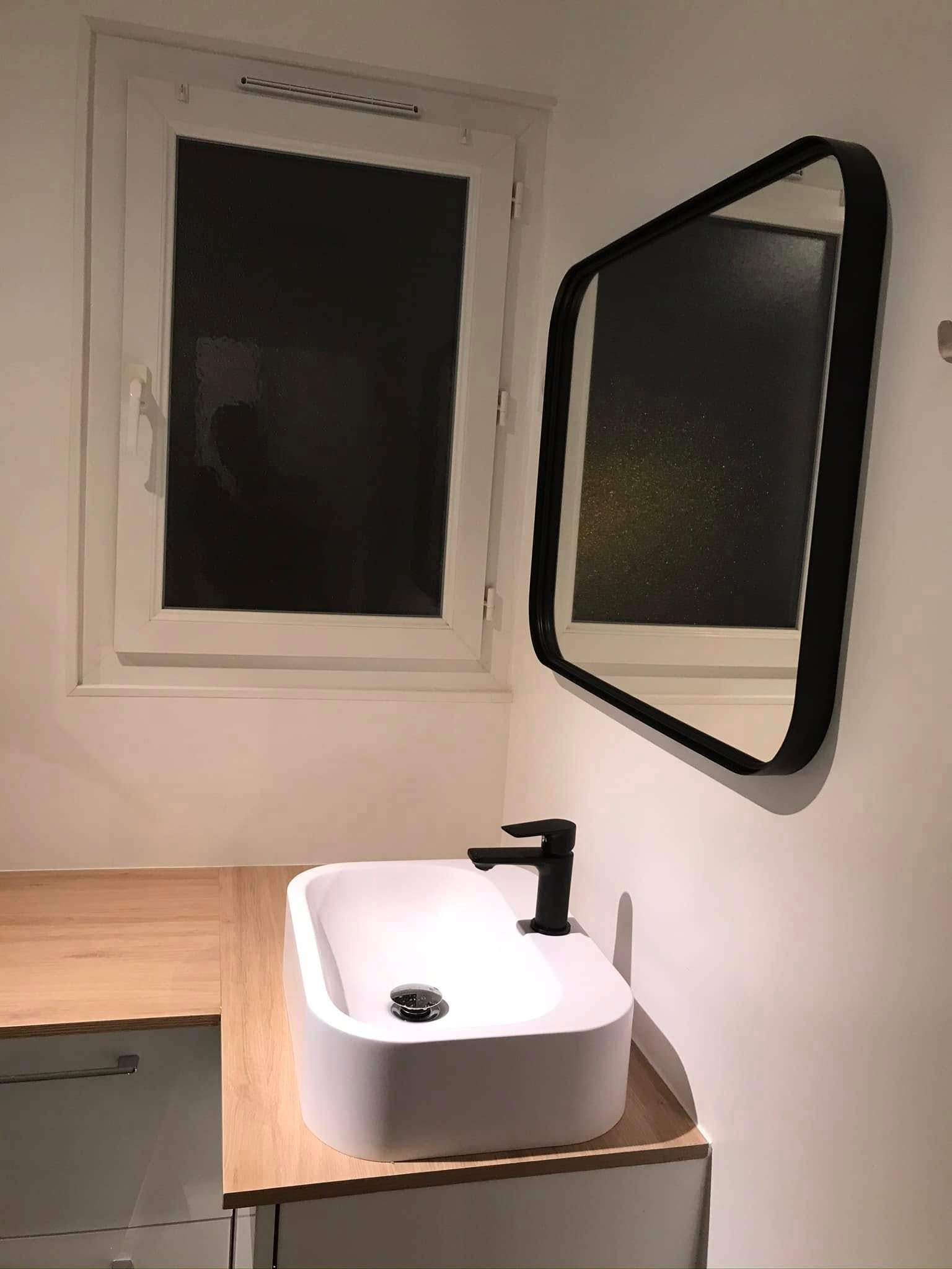Espace vasque après rénovation